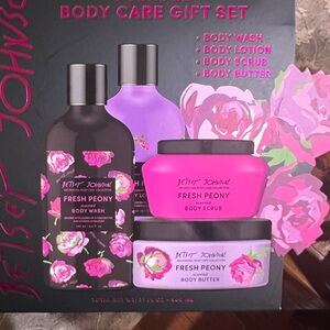 Betsey Johnson Fresh Peony Body Care Gift Set